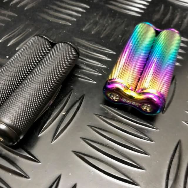 145 gram Mini Hand Roller in black carry case