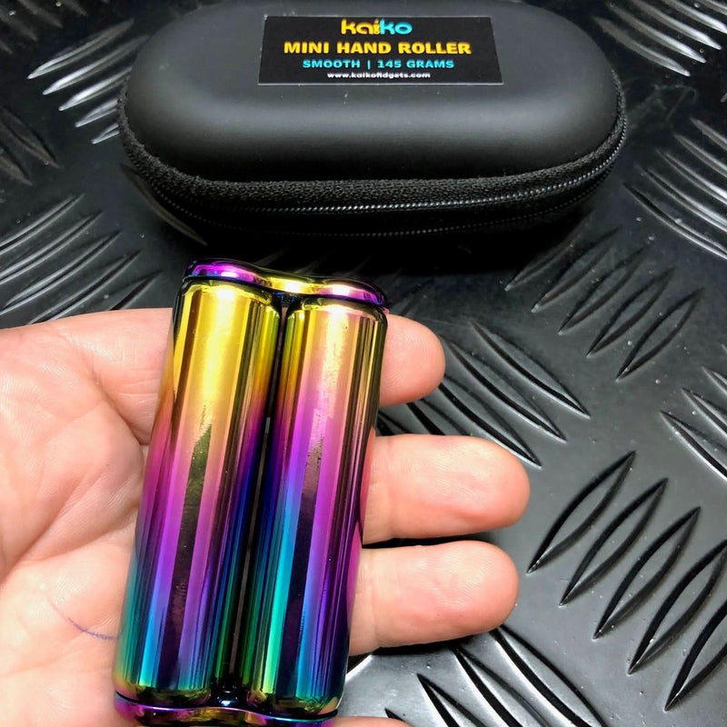 145 gram Mini Hand Roller in black carry case