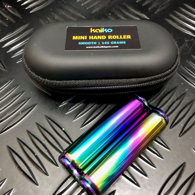 145 gram Mini Hand Roller in black carry case