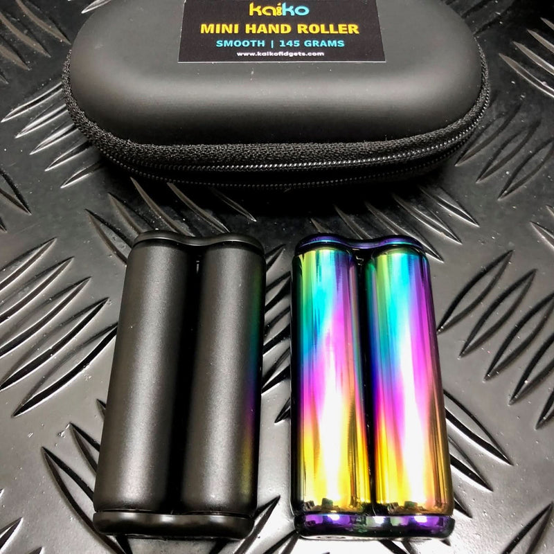 145 gram Mini Hand Roller in black carry case