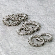 Linked Fidget Series by kaiko