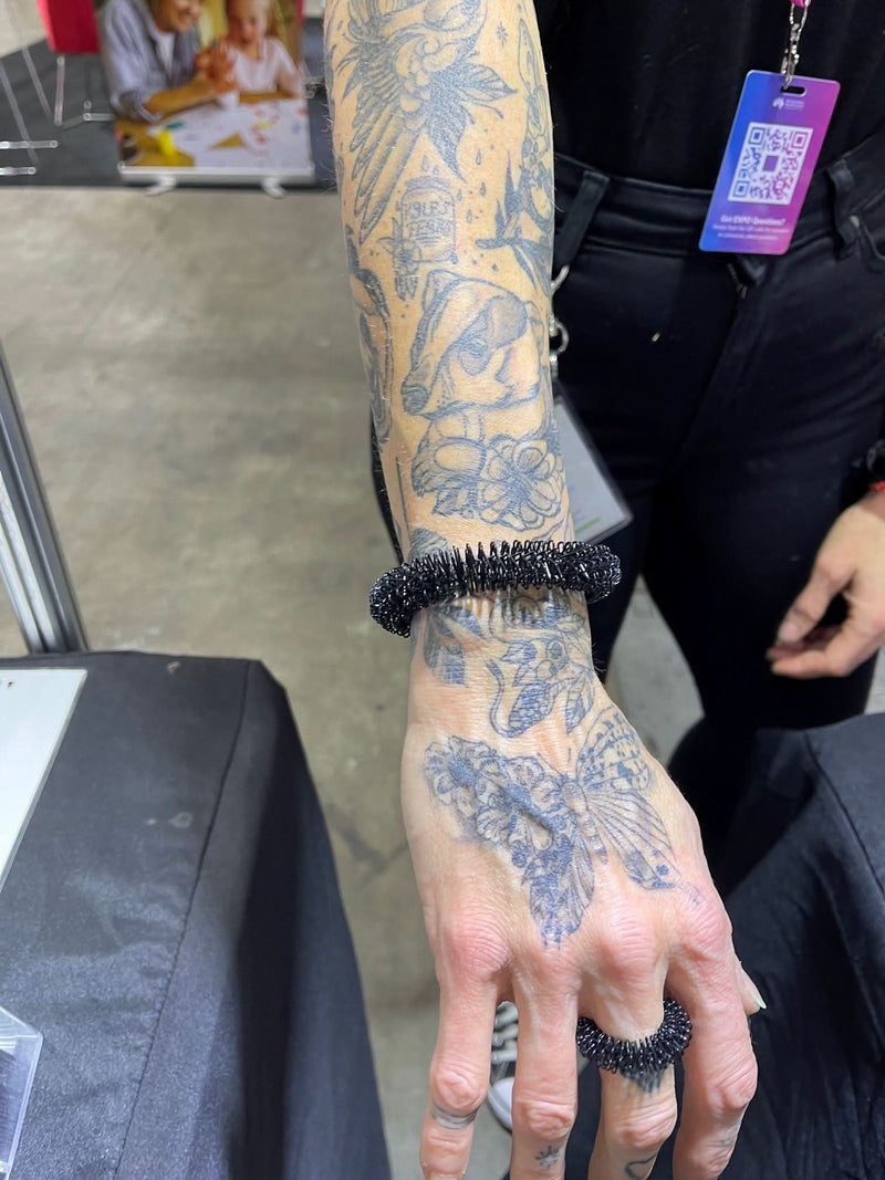 Spikey BUNDLE - 4 wrist + 2 finger sizes