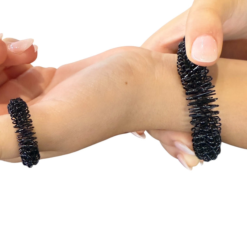Spikey BUNDLE - 4 wrist + 2 finger sizes