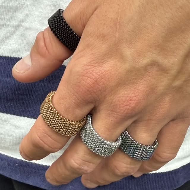 StimMesh Bracelet  - Low Profile Gentle ‘Ouch’ Support