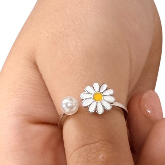 Daisy Fidget Ring - Adjustable Sterling Silver with  Enamel Daisy