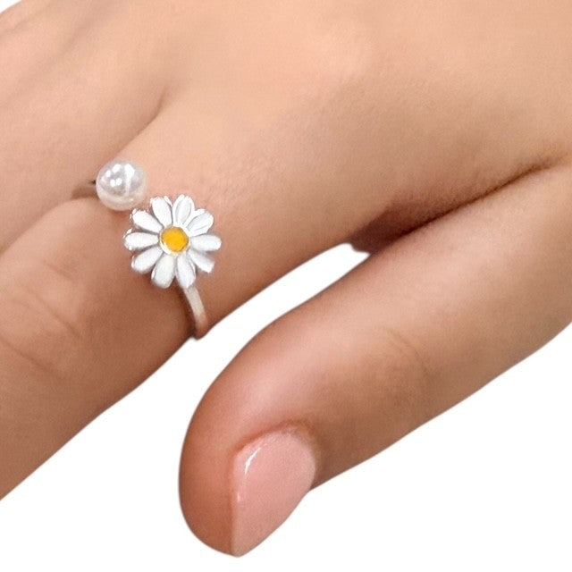 Daisy Fidget Ring - Adjustable Sterling Silver with  Enamel Daisy