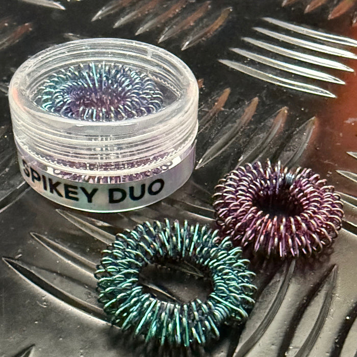 OIL SLICK Finger Spikey DUO by Kaiko - World Exclusive