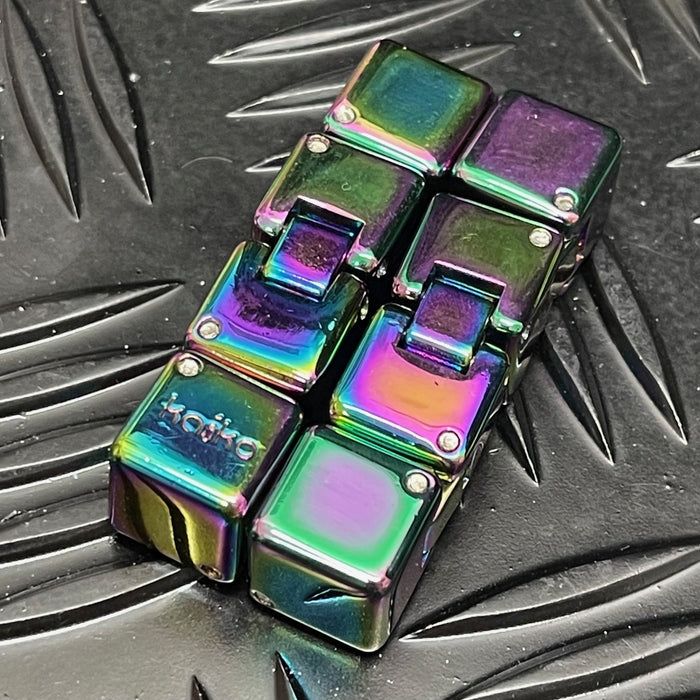 New MINI Oil Slick Infinity Cube in Window Tin - 151 gams