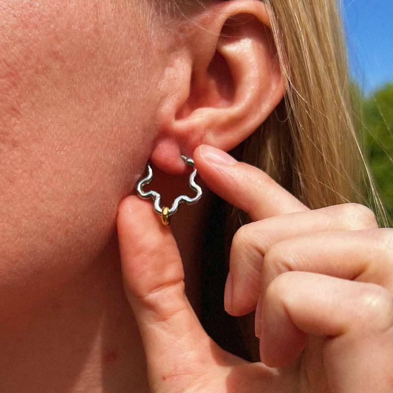 Mini Squiggle Fidget Earrings by Fidge
