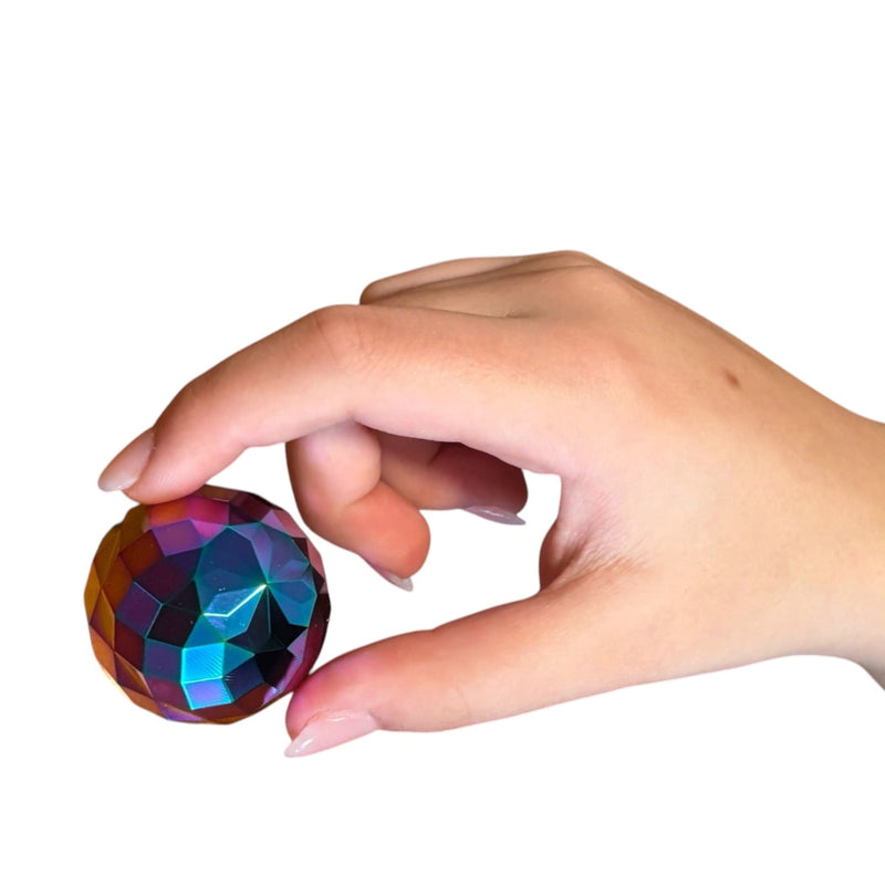Hand spinning the Spectra Optical Spinning Gyroscope