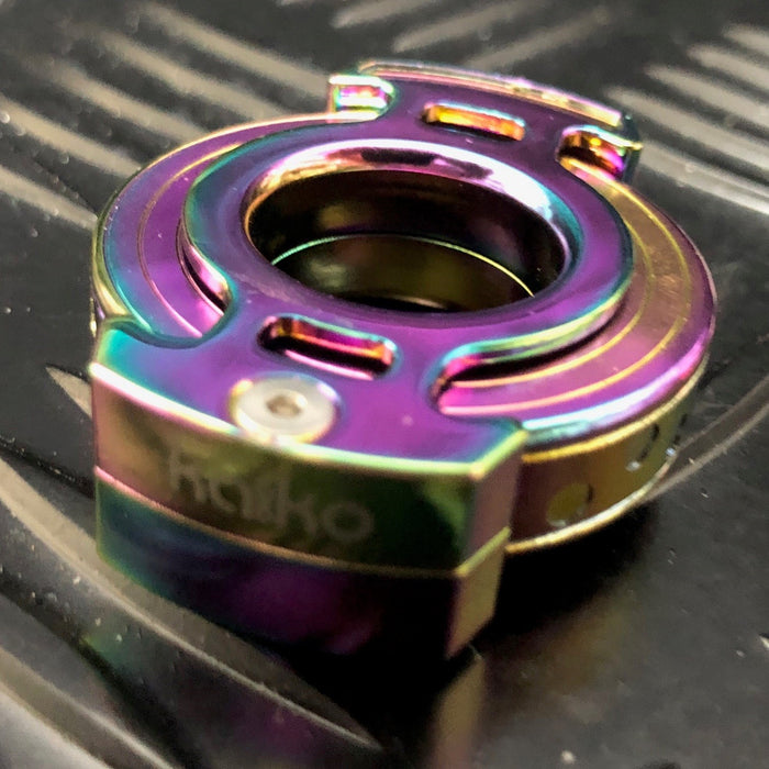 Metal Spinner Ring by Kaiko