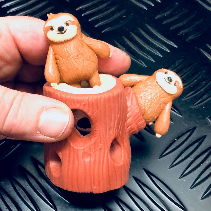 Stretchy Sloth in Tree Fidget
